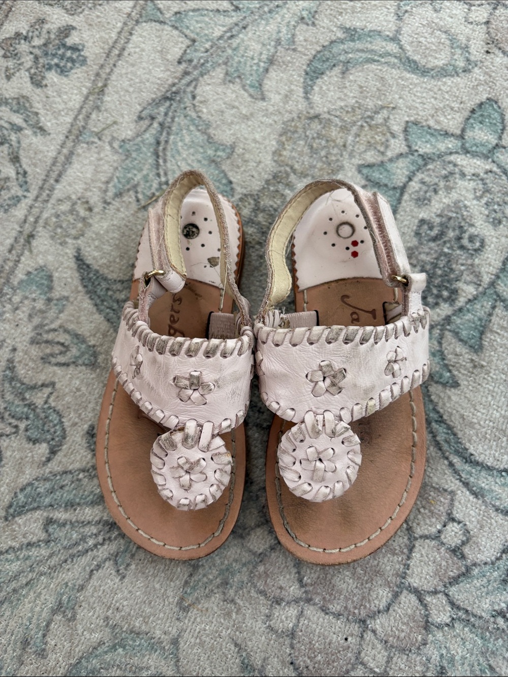Little girl Jack Rogers size 9 Braided Flower Toe-Post Sandals